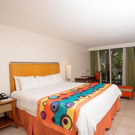 Le Plaza Hotel Puerto Príncipe Habitación foto