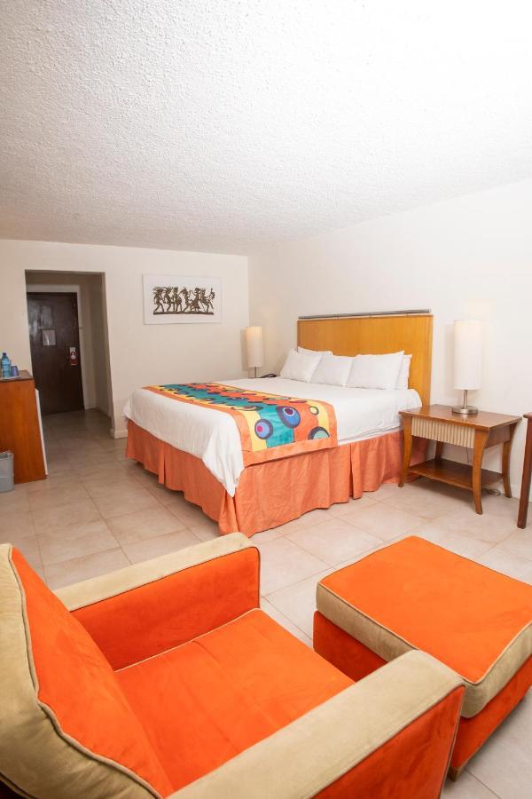 Le Plaza Hotel Puerto Príncipe Habitación foto